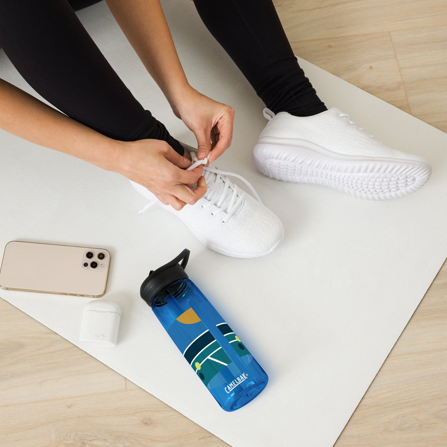 Minimalist Pickleball Court on sports water bottle